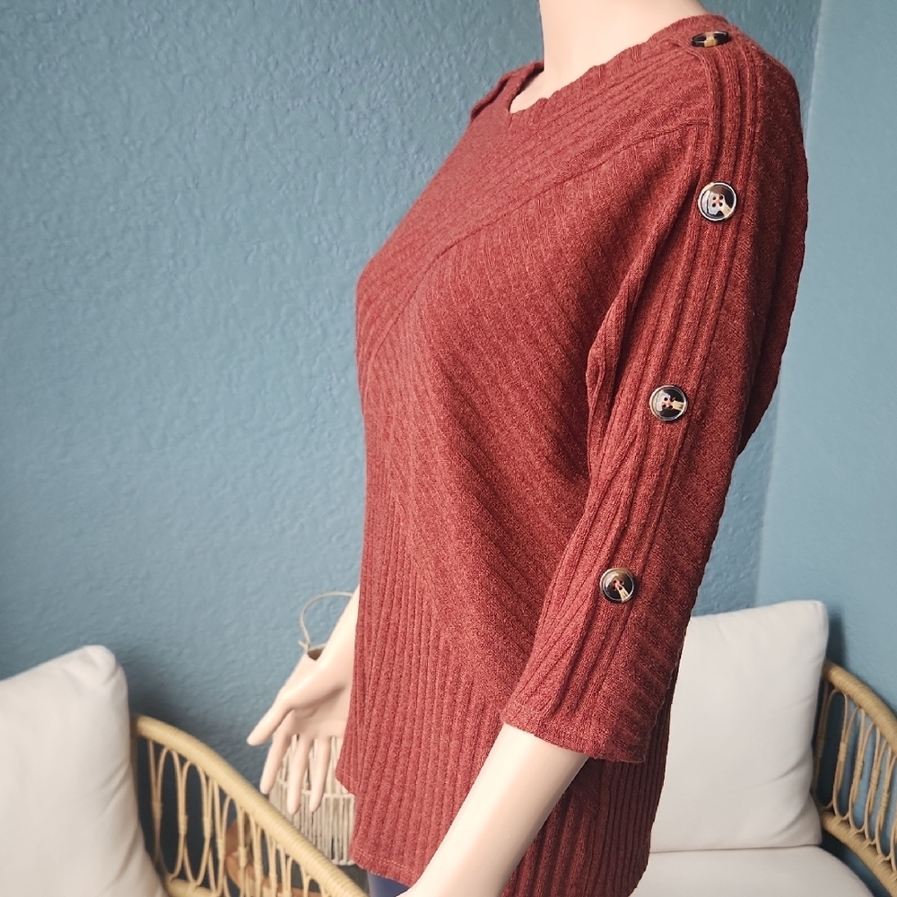 Rust Ribbed Button-Sleeve Knit Top - Women - Picture 4 of 5